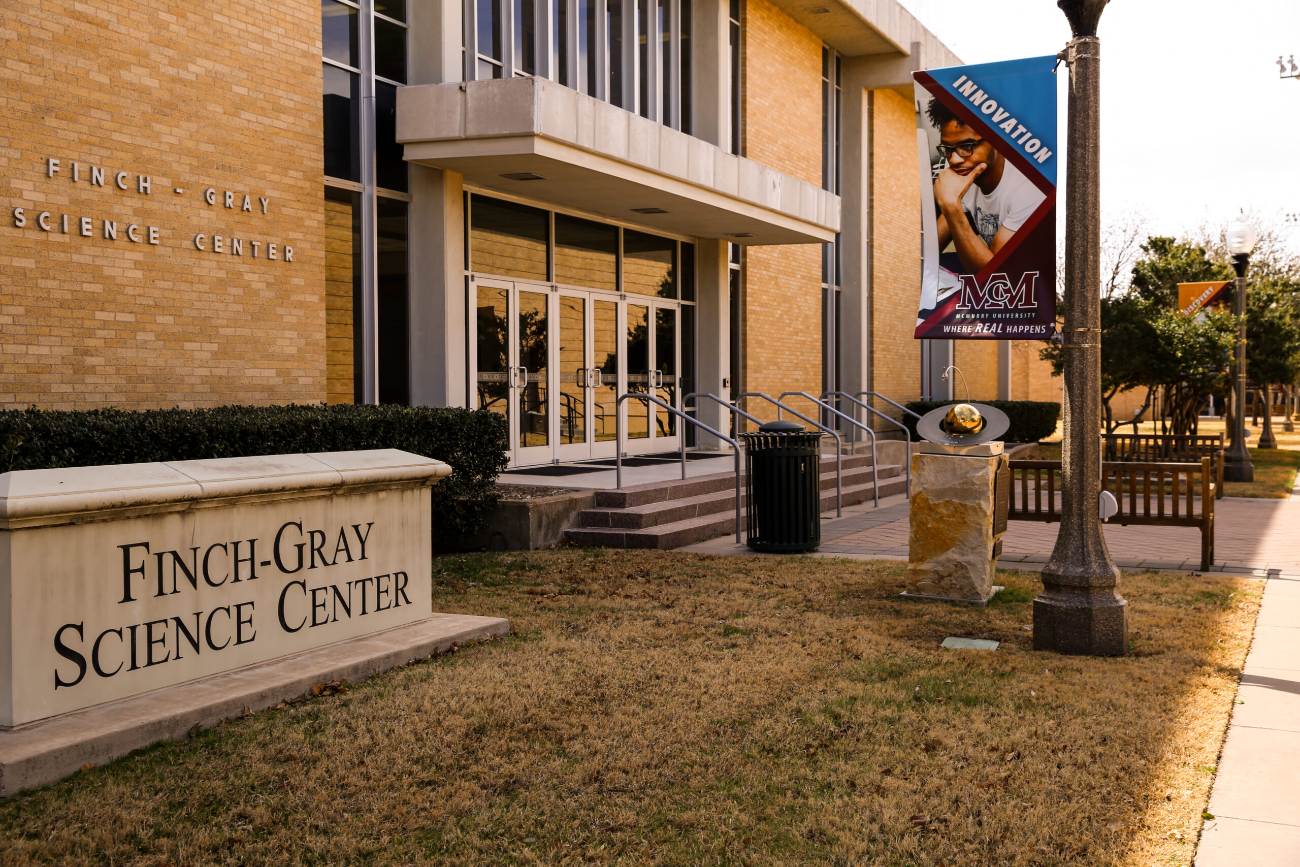 Roger Ward ‘67 Donates $1 Million to McMurry University Ward-Bottom Science Fund